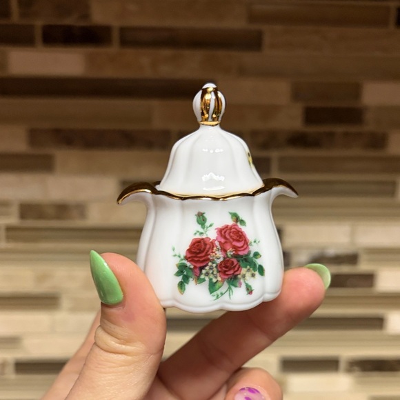 unbranded Other - Vintage Rose Porcelain Covered Trinket Box or Sugar Bowl